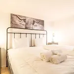 Tb Downtown Apartment